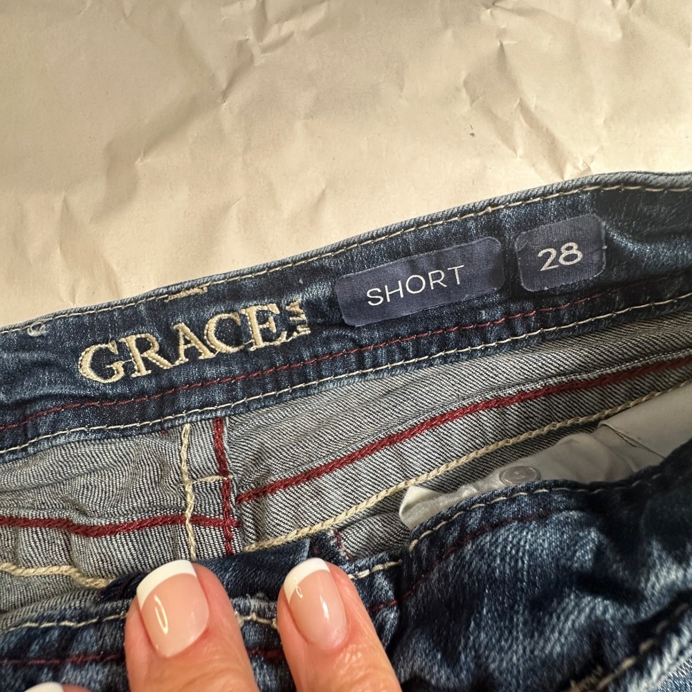 Grace In LA Shorts Womens Embellished Denim Low Rise Super Cute Size 28 - Picture 5 of 8